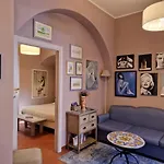 Il Cortile Di San Rufino *