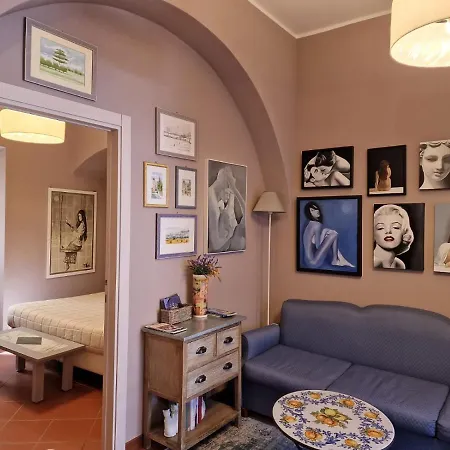 Il Cortile Di San Rufino *