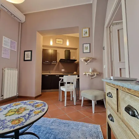 Il Cortile Di San Rufino Asís