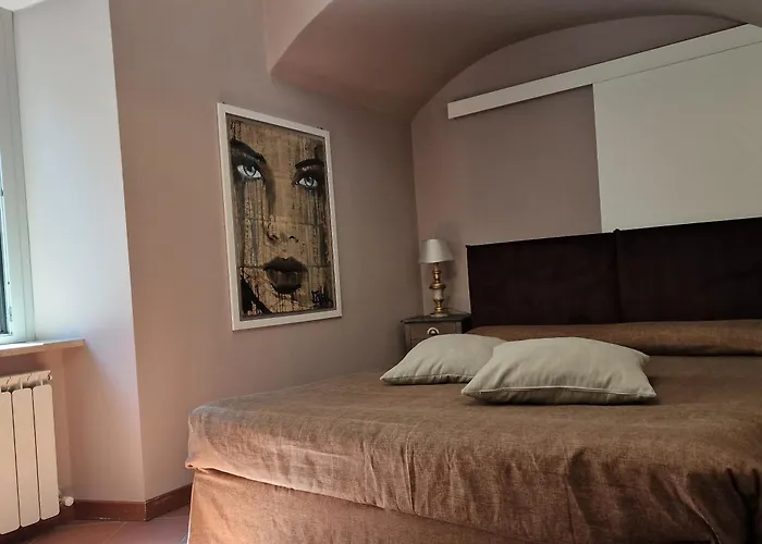 Il Cortile Di San Rufino * Assisi